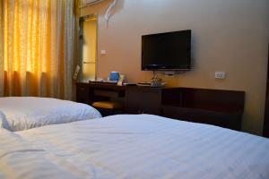 Lingchuan  Guilin Jinxiu Xiaoxiang Business Hotel מראה חיצוני תמונה